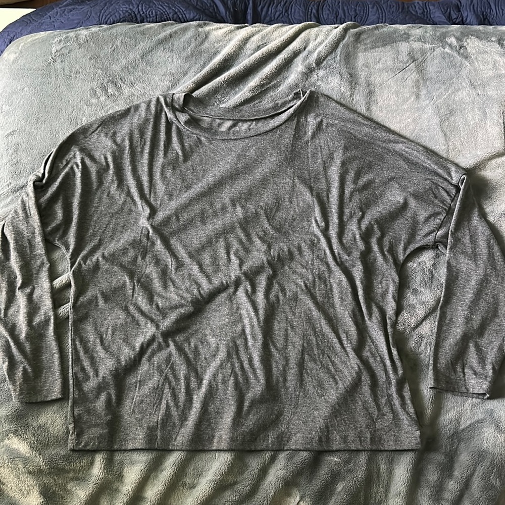 Grey womens long sleeve tee